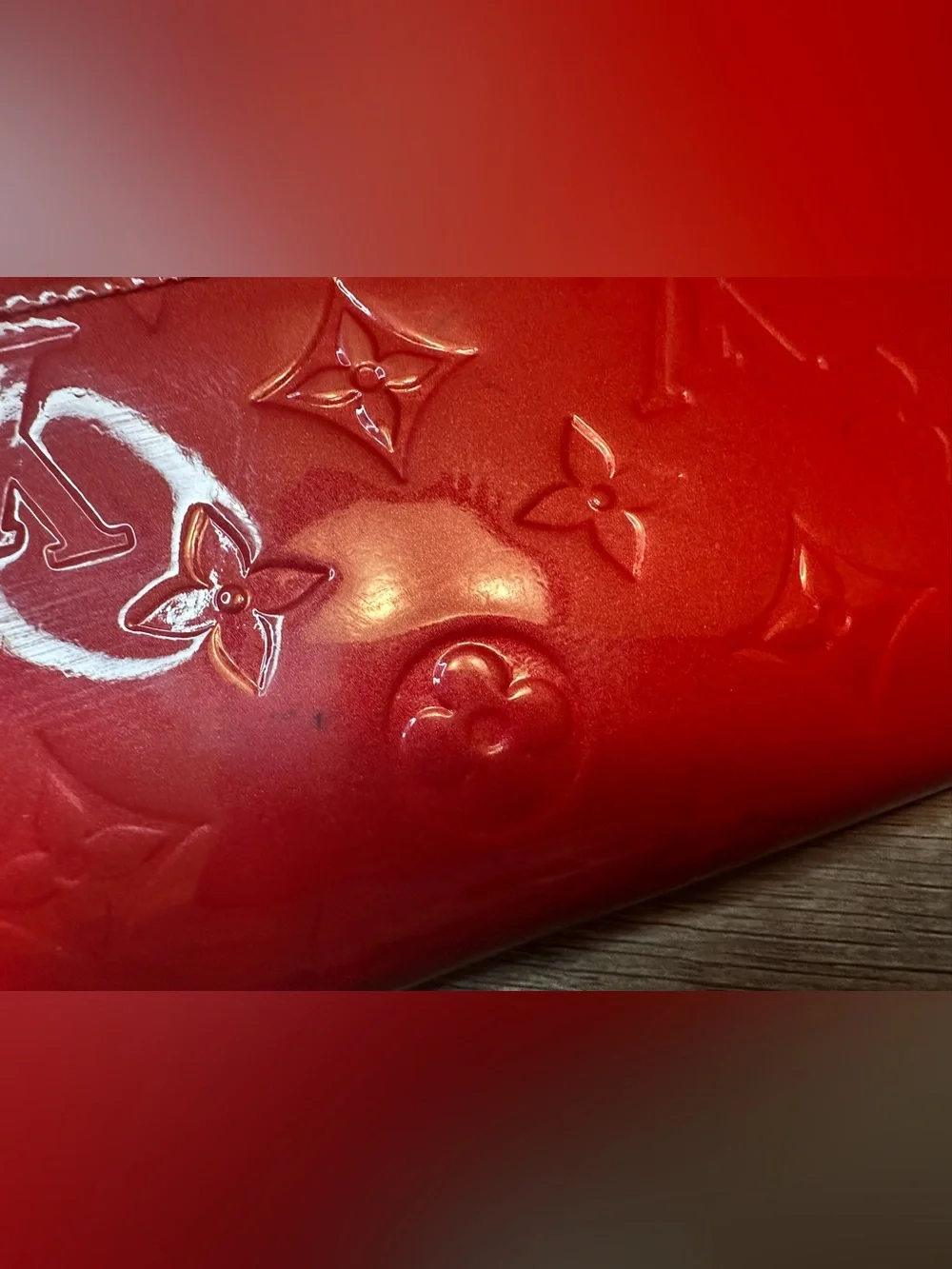 Louis Vuitton Sarah Red Vernis